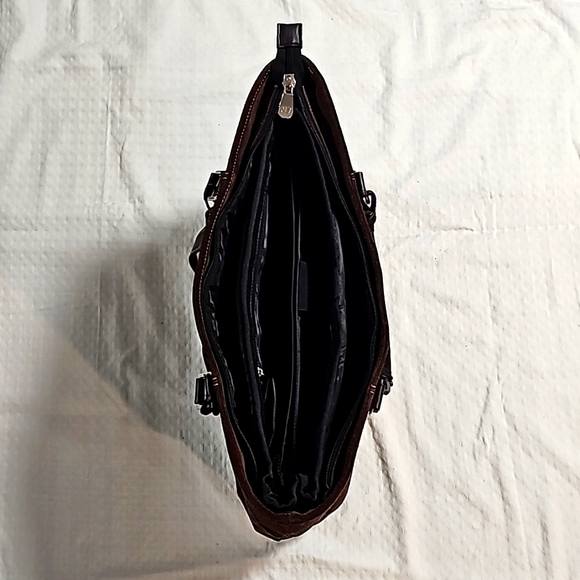 Mobile edge chocolate suede tote case - Picture 10 of 16